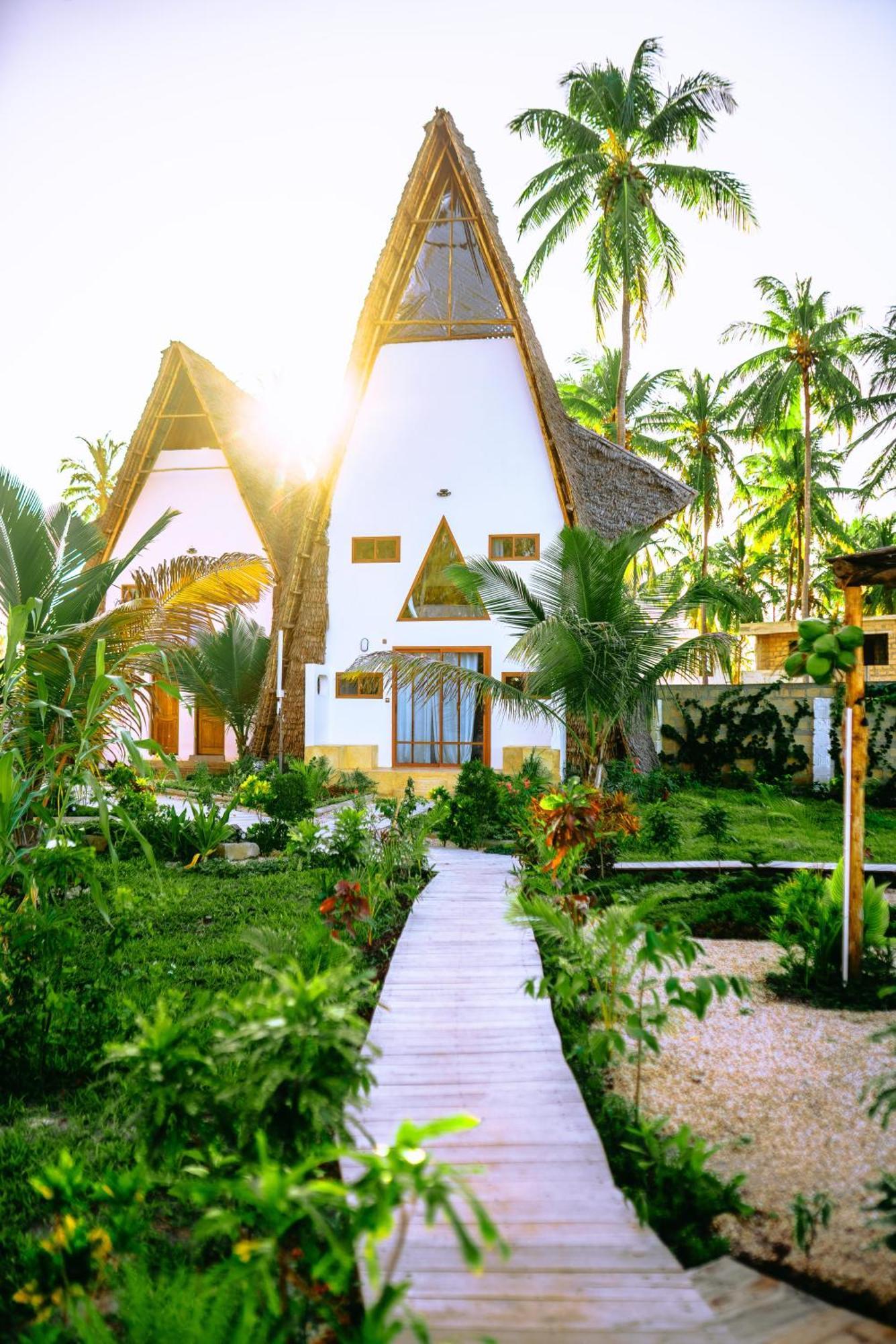 La Perla Beach Resort, Zanzibar - Your Beachfront Private Haven Pwani Mchangani Kültér fotó